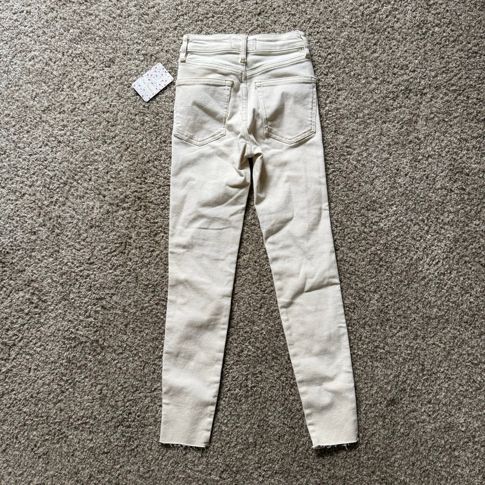 Free People We The Free Skinny Jeans NWT Size 24 Ivory Raw Edge Hem - Picture 4 of 5